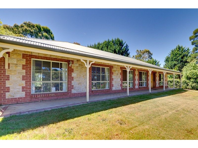 12 Rudall Avenue, Crafers SA 5152