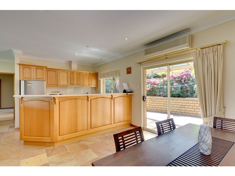 12 Rudall Avenue, Crafers SA 5152