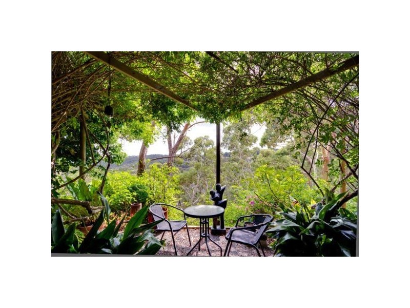 108 Emmett Road, Crafers West SA 5152