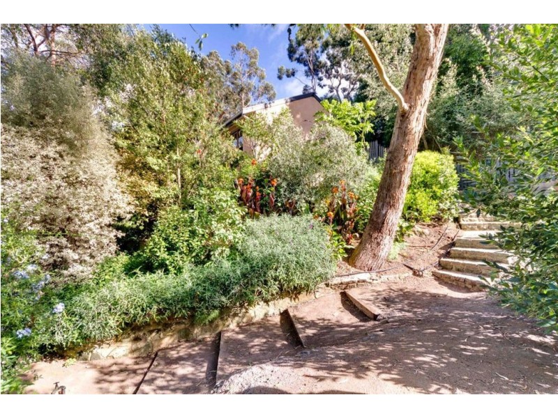 11 Kanmantoo Road, Aldgate SA 5154