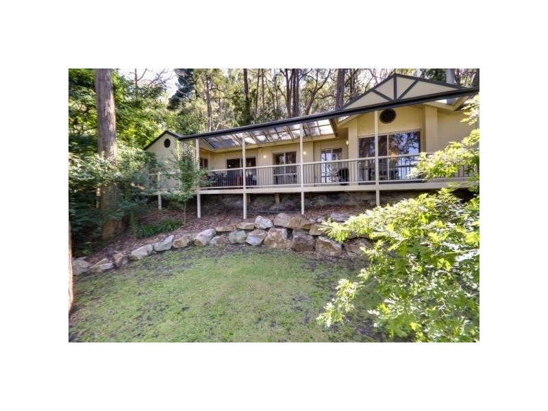 6 Campbell Avenue, Crafers SA 5152