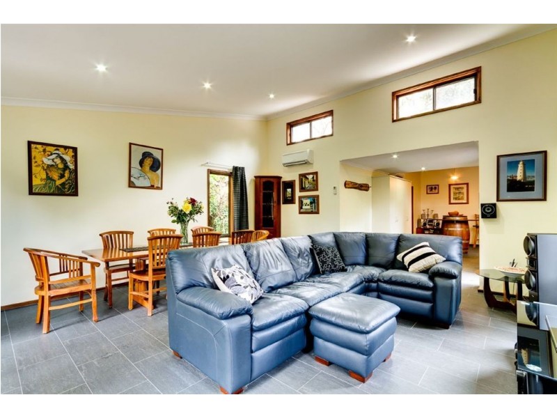 52 Milan Tce, Stirling SA 5152