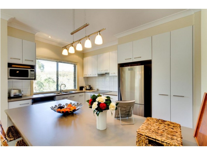 19 Renown Avenue, Crafers West SA 5152