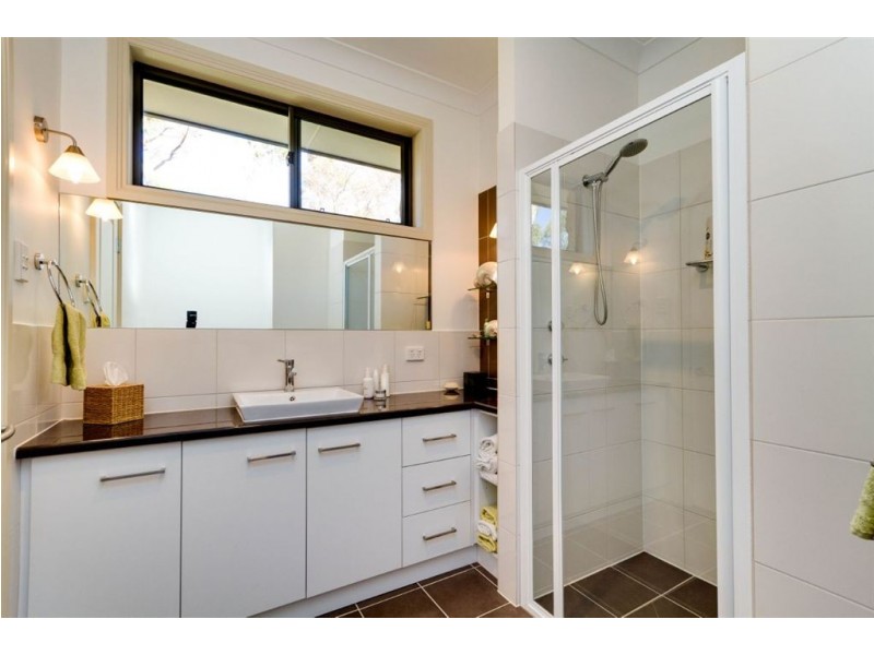 19 Renown Avenue, Crafers West SA 5152