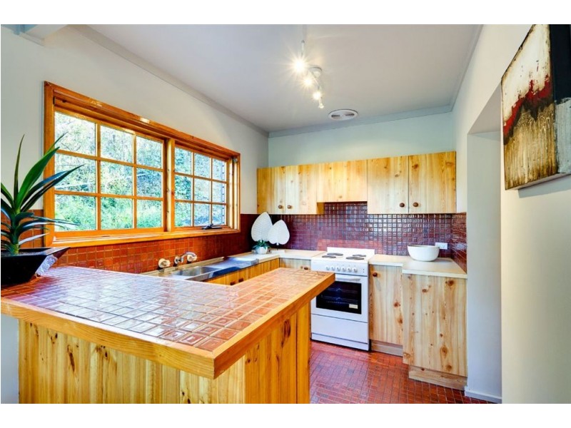 3 Fourth Avenue, Bridgewater SA 5155