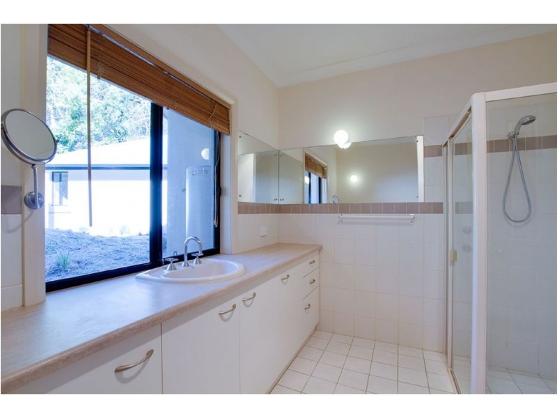 1 Shannon Road, Bridgewater SA 5155