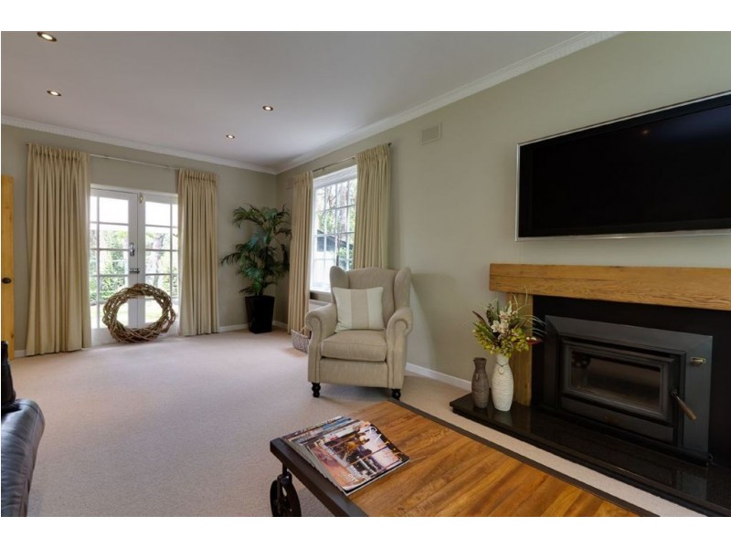 12 Ti Tree Road, Stirling SA 5152