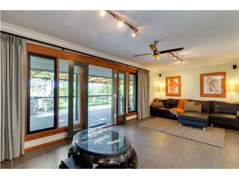48 Badenoch Road, Carey Gully SA 5144
