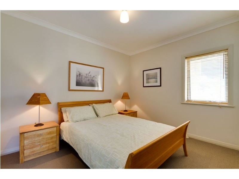 17 Renown Avenue, Crafers West SA 5152