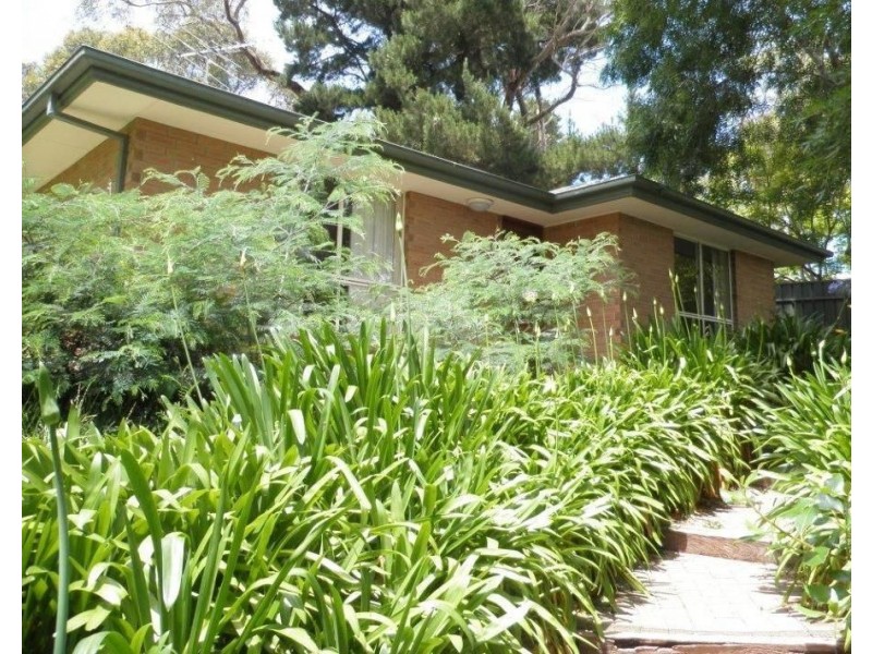 3 Bridge Street, Bridgewater SA 5155