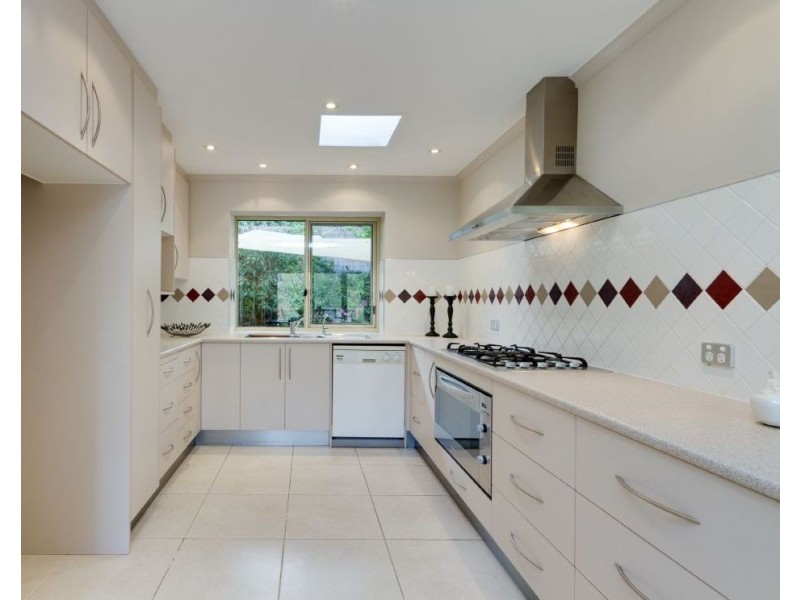 15 Woorabinda Drive, Stirling SA 5152