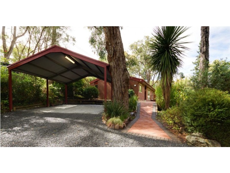 15 Woorabinda Drive, Stirling SA 5152