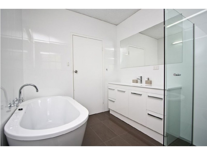 26 First Avenue, Bridgewater SA 5155