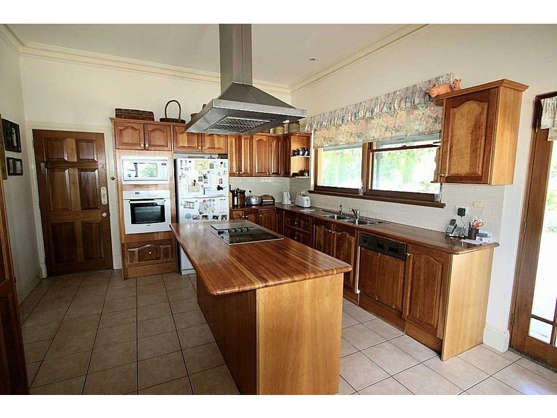 2 Carroll Road, Heathfield SA 5153