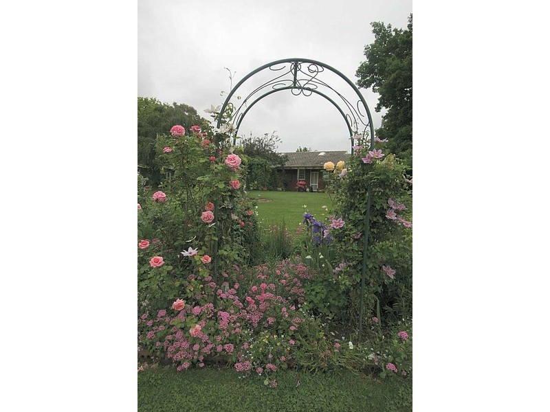 64 Yantaringa Road, Hahndorf SA 5245