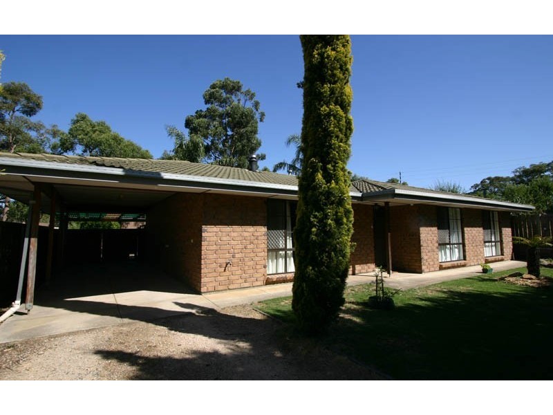 6 Banksia Drive, Bridgewater SA 5155