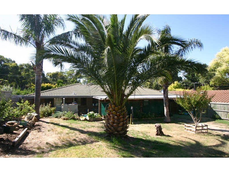 6 Banksia Drive, Bridgewater SA 5155