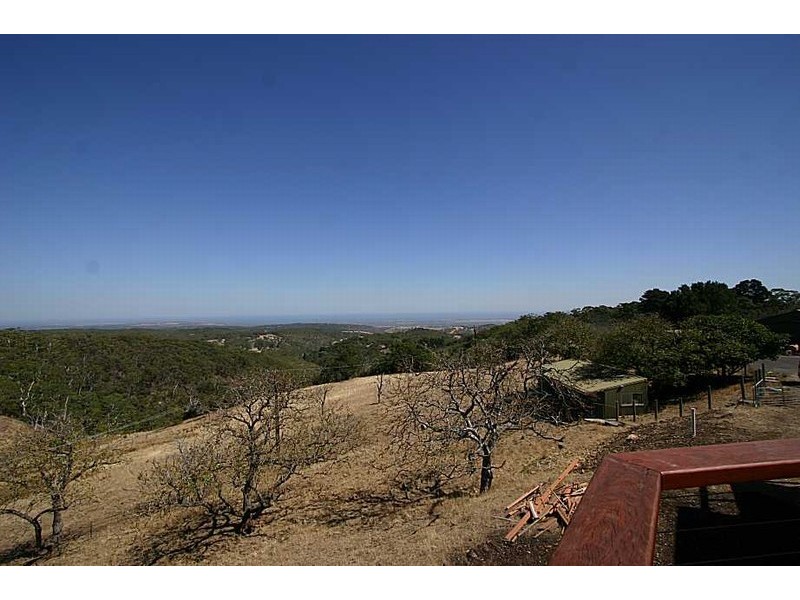 4 Charlick Road, Crafers West SA 5152