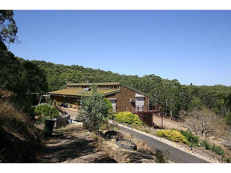 4 Charlick Road, Crafers West SA 5152