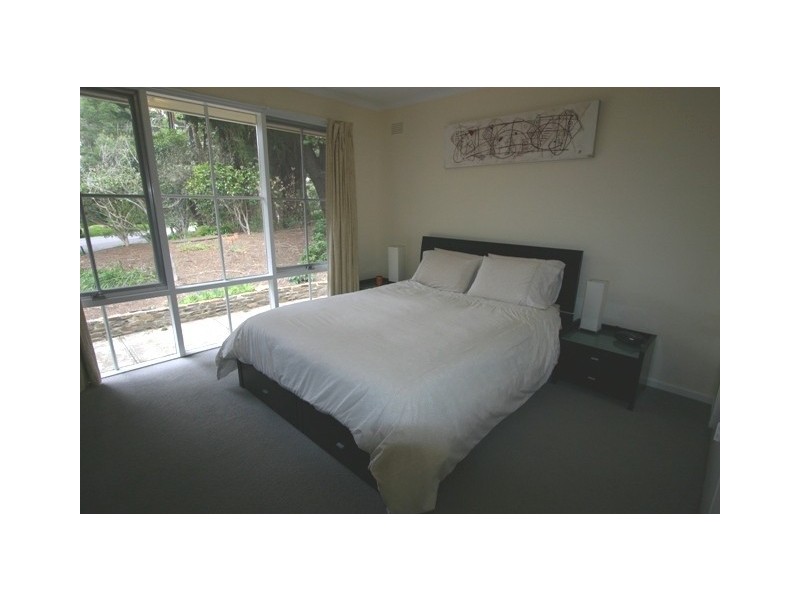 11 Hawthorn Road, Stirling SA 5152