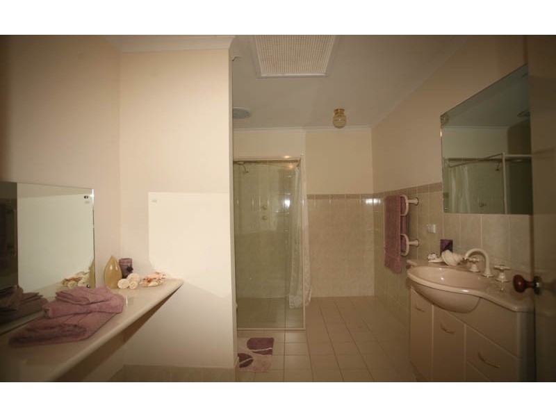 42 Sheoak Rd, Crafers West SA 5152