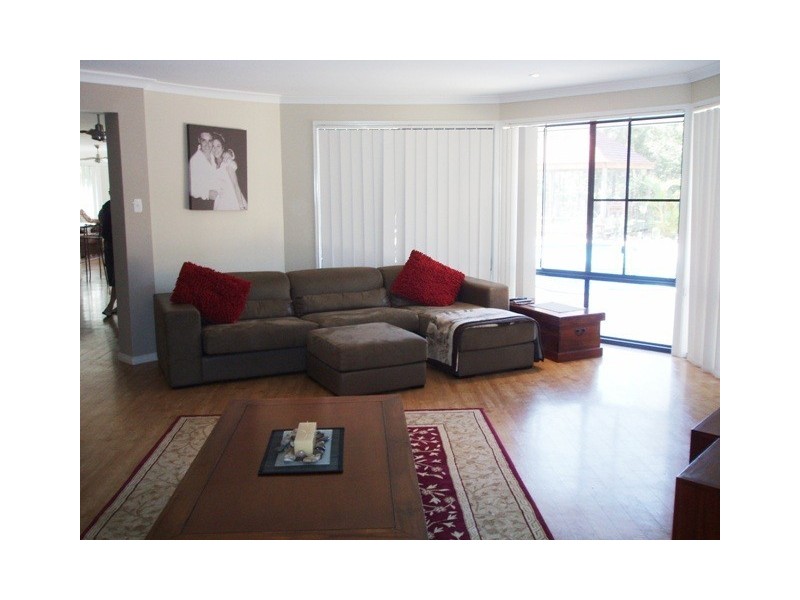 20 Frogmouth Court, Upper Caboolture QLD 4510