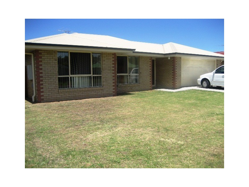 14 Evert Court, Morayfield QLD 4506