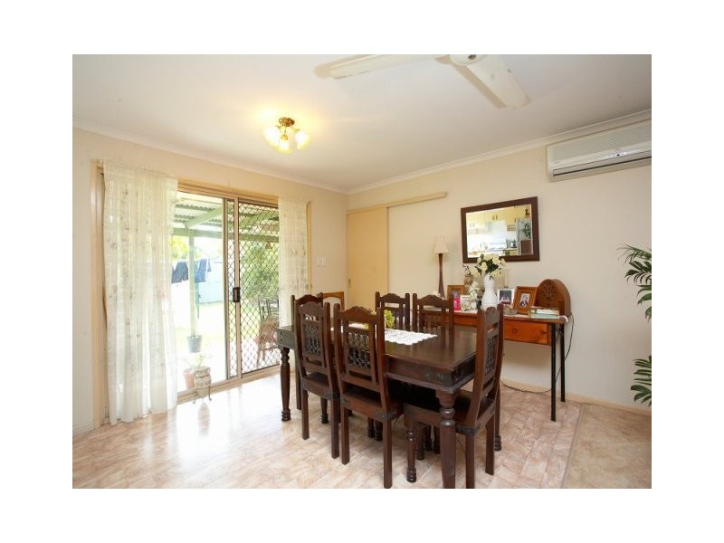 18 Crestbrook Drive, Morayfield QLD 4506