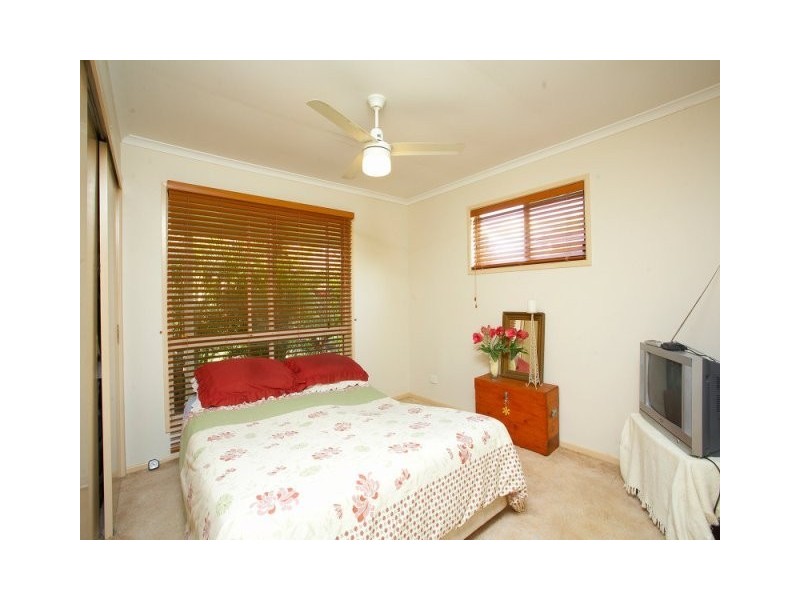 18 Crestbrook Drive, Morayfield QLD 4506