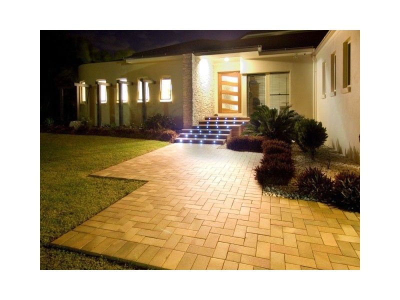 19 Avalon Street, Sandstone Point QLD 4511
