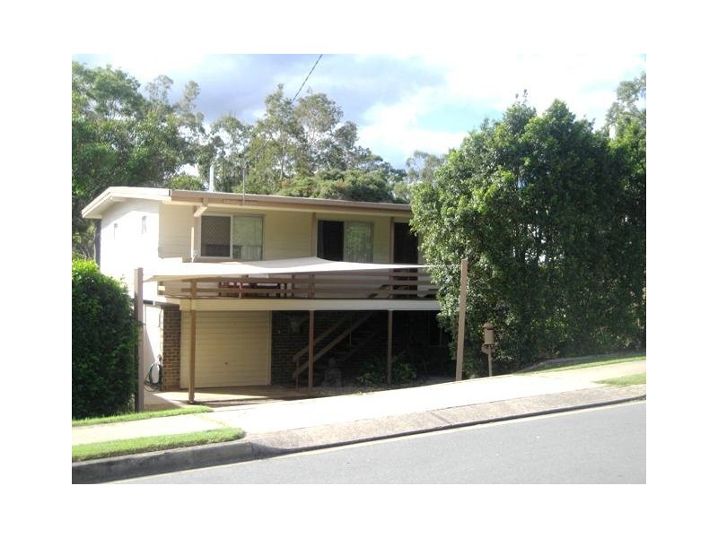 27 Frenchs Road, Petrie QLD 4502