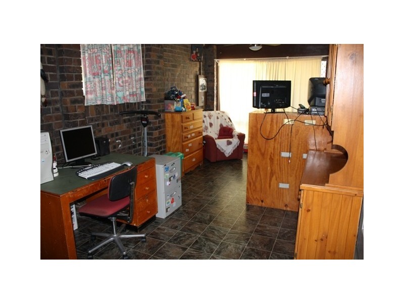 22 Alexander Cres, Morayfield QLD 4506