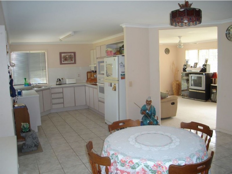 6 Pipit Court, Upper Caboolture QLD 4510
