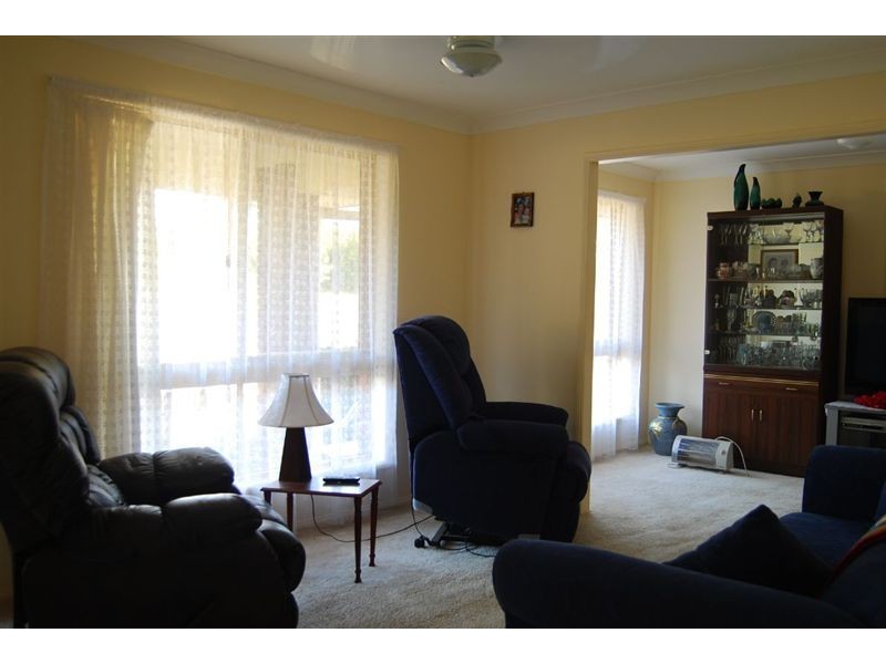 B/23 Kevin Grove, Caboolture South QLD 4510