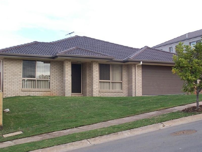 70 Lennon Blvd, Narangba QLD 4504