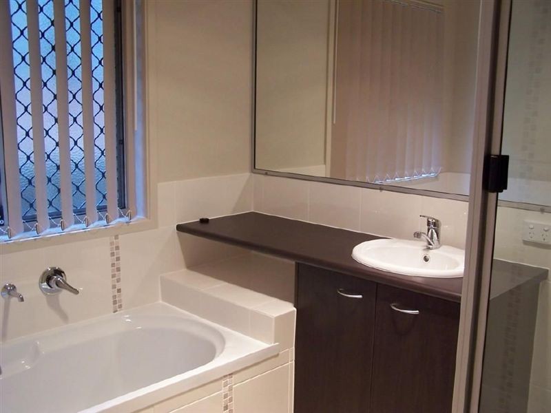 70 Lennon Blvd, Narangba QLD 4504