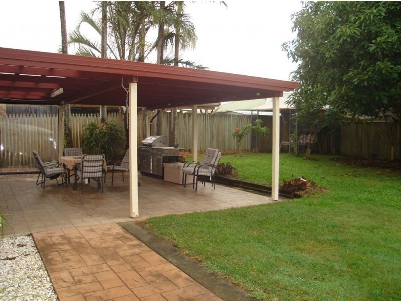 4 Millie Street, Morayfield QLD 4506