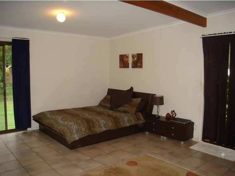 17-21 Naomi Court, Morayfield QLD 4506