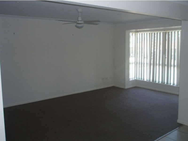 11 Summerhill Drive, Morayfield QLD 4506