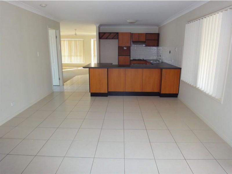 31 Summerhill Drive, Morayfield QLD 4506