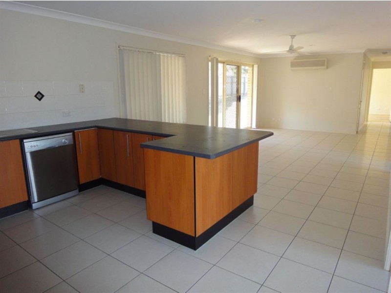 31 Summerhill Drive, Morayfield QLD 4506