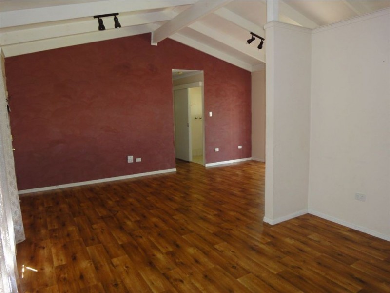 8 Nina Court, Morayfield QLD 4506