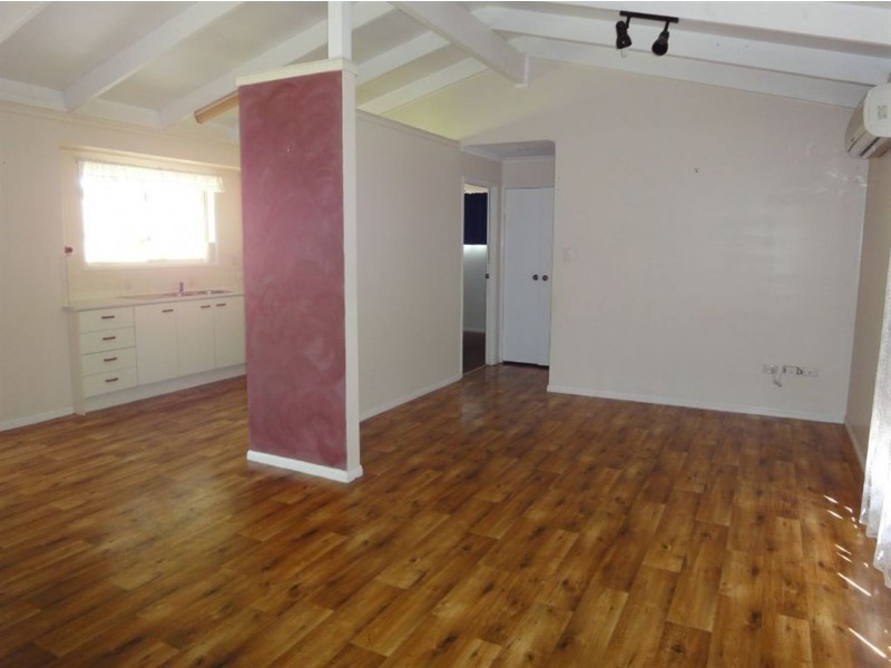 8 Nina Court, Morayfield QLD 4506