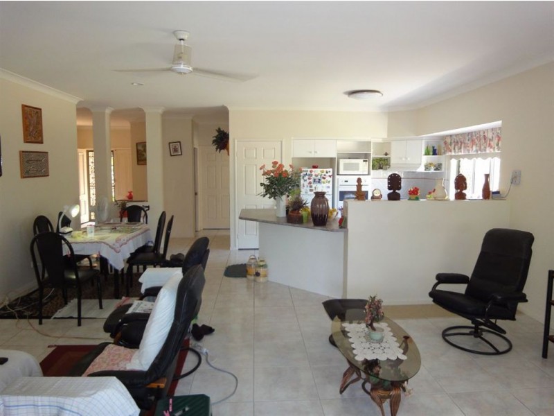 8 Panorama Court, Caboolture QLD 4510