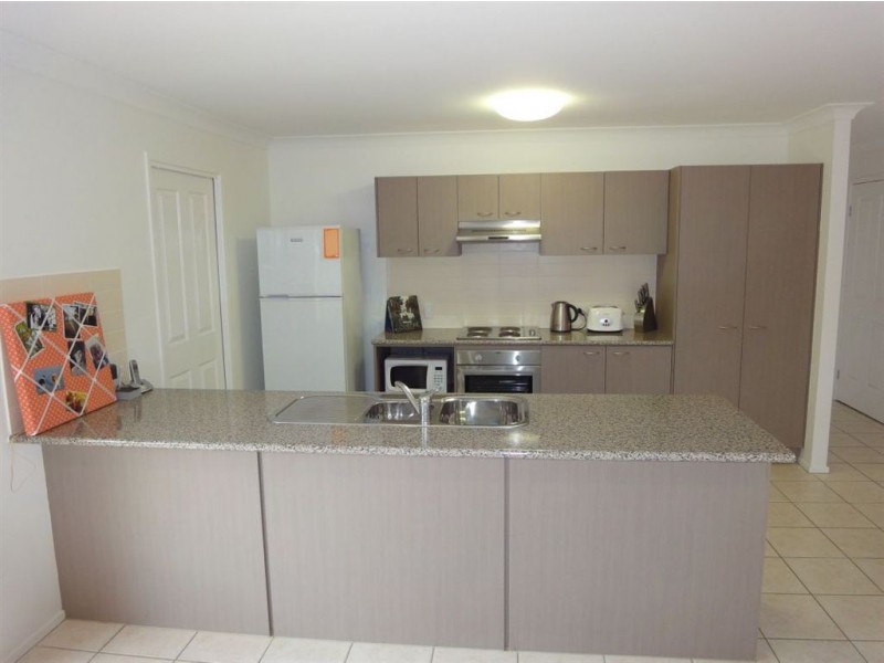 45 Hollywood Ave, Bellmere QLD 4510