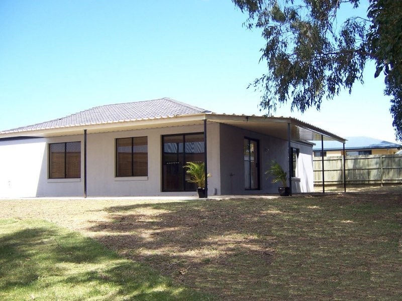 16 Woodforde Court, Morayfield QLD 4506