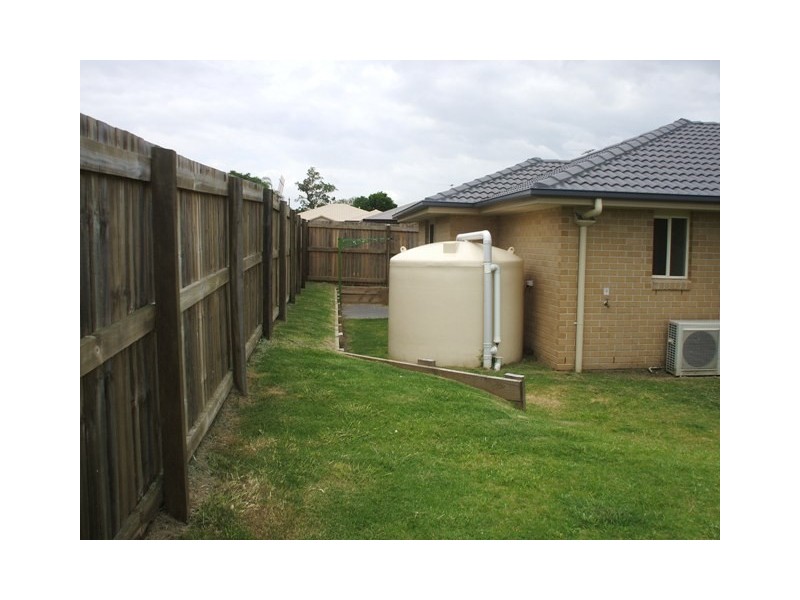 19 Leggett Street, Morayfield QLD 4506