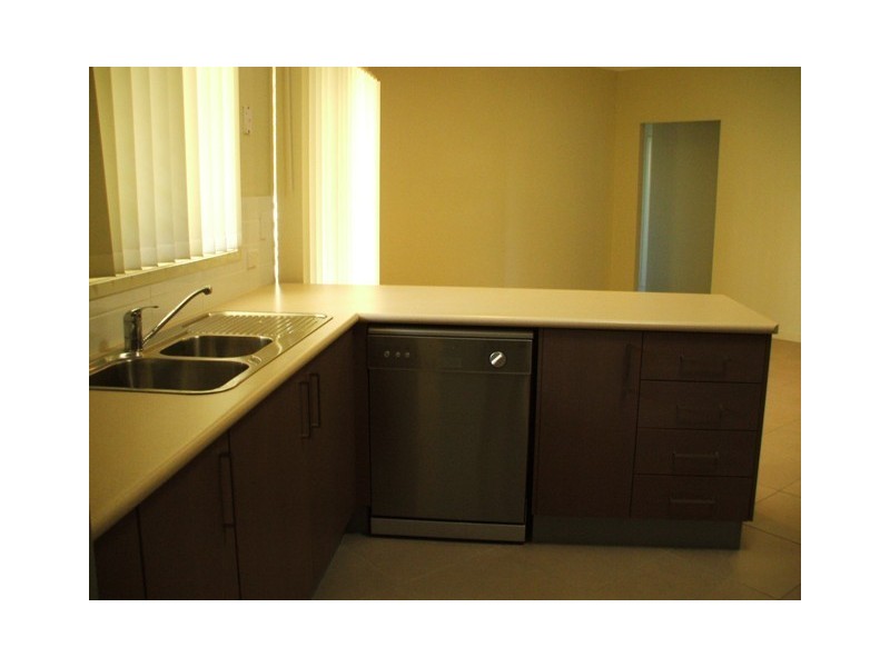 9 Moloney Place, Bellmere QLD 4510