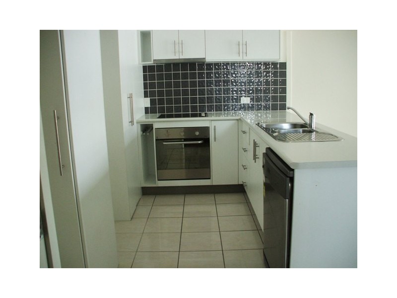 9/26 Lower King Street, Caboolture QLD 4510