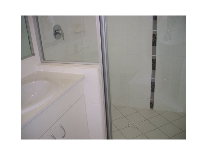 2 Dear Place, Bellmere QLD 4510